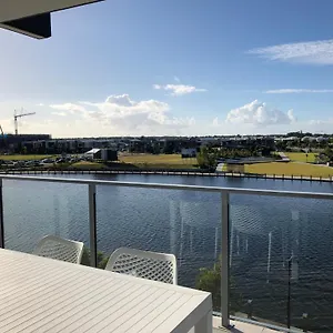 North Shore Oceanside Kawana Hotel